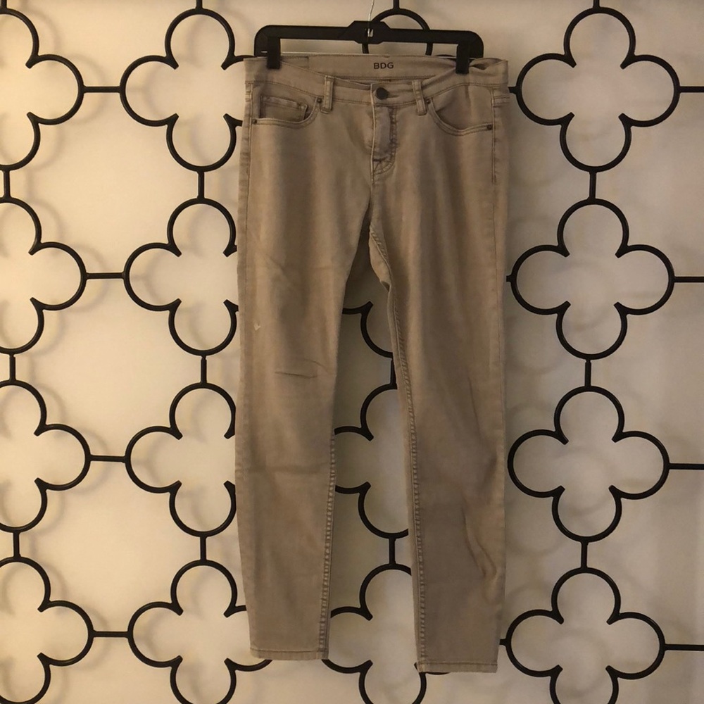 BDG KHAKI JEANS